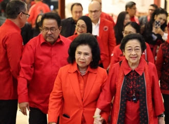 Didampingi Prananda, Megawati Soekarnoputri Hadiri Puncak Penganugerahan Trisakti Tourism Award 2025