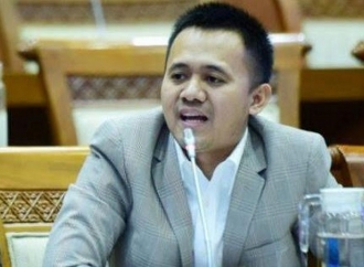 Mufti Anam Tegaskan UU BUMN Tak Membatasi Peran KPK Usut Korupsi