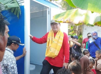 Realisasi Janji, Kamarudin Muten Resmikan Internet dan WC Umum di Pulau Long