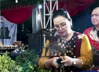 Agustina Apresiasi Masyarakat yang Tetap Lestarikan Tradisi Sedekah bumi