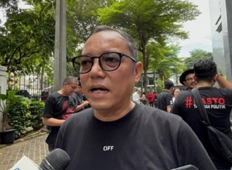 Deddy Sitorus Nilai Cerita Nasgor Bukan Ajakan Megawati untuk Prabowo