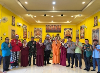 Trisuci Waisak, Komang Koheri Harap Bisa Terus Menebar Kebahagiaan dan Kedamaian
