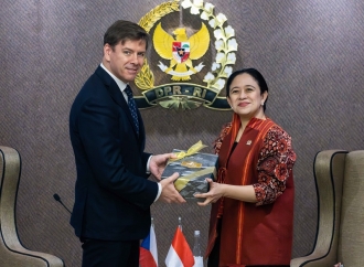 Puan Bertemu Pimpinan Ceko, Singgung Kerja Sama Ekonomi Hijau dan Sister City Yogyakarta-Hluboká nad VItavou
