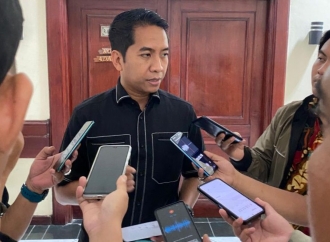 Eri Irawan Dorong Peningkatan Kualitas Pembangunan Trotoar di Kota Surabaya