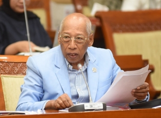 Wayan Sudirta: Masyarakat Khawatir Akan Pengawasan dan Penegakan Hukum Danantara