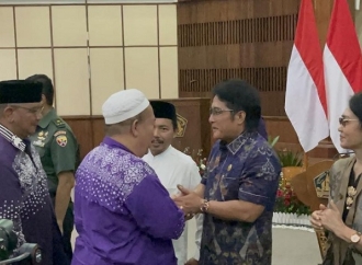 Wagub Bali I Nyoman Giri Prasta Lepas 672 Calon Jemaah Haji 