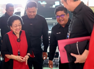 Tiba di Sekolah Partai bersama Prananda Prabowo, Megawati Dilaporkan soal Jalan Santai Para Kepala Daerah