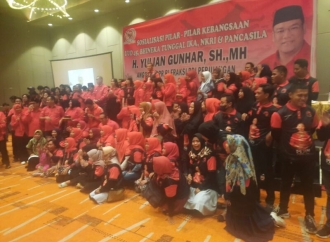 Yulian Gunhar Minta Masyarakat Selalu Jaga Persatuan dalam Perbedaan