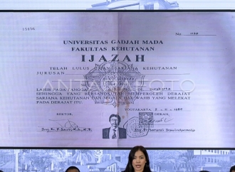 Ferdinand: Jokowi Terlalu Banyak Memainkan Drama Polemik Dugaan Ijazah Palsu