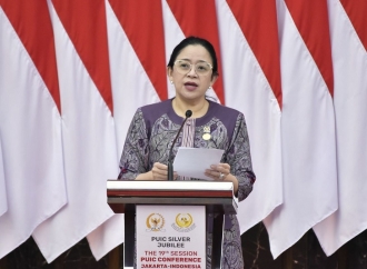 Puan Maharani Minta Pemerintah Awasi Ketat dan Sanksi Tegas Perusahaan Penahan Ijazah