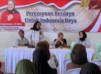 Sadarestuwati: Kaum Ibu Rumah Tangga Harus Bisa Jadi Penyumbang Perbaikan Ekonomi Keluarga 