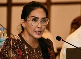 Rieke Diah Pitaloka Ingatkan Budi Arie Fokus ke Koperasi Desa Merah Putih