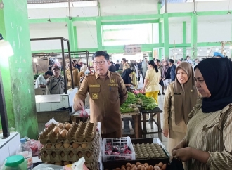 Jelang Iduladha, Kamarudin Muten Monitoring Langsung Kestabilan Harga Kebutuhan Pokok