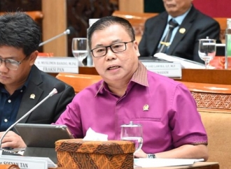 Sofyan Tan Komitmen Terus Blusukan Bantu Orang Miskin Untuk Dapat Sekolah