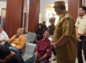 Komang Koheri Sidak dan Beri Penilaian Layanan Samsat Gunung Sugih