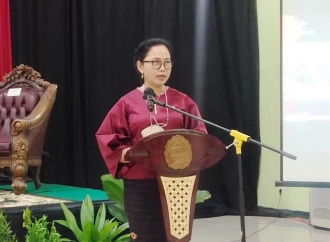MY Esti Wijayati Bantu Beasiswa untuk 2000 Anak Mukomuko