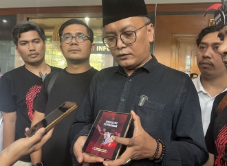 Hasto Kristiyanto Tirakat Puasa 3 Hari dan 3 Malam Untuk Tulis 5 Buku