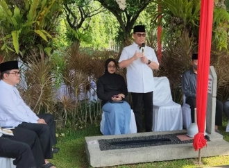 Haul ke-12 HM Taufiq Kiemas, Bamusi PDI Perjuangan Ziarah dan Gelar Tahlil di TMP Kalibata