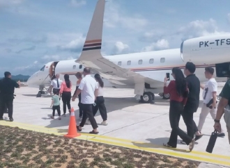 Tjhai Chui Mie Catat Penerbangan Reguler Bandara Singkawang Semakin Meningkat