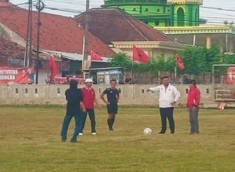 PDI Perjuangan Kota Probolinggo Gelar Turnamen Sepak Bola Bertajuk Piala Bung Karno