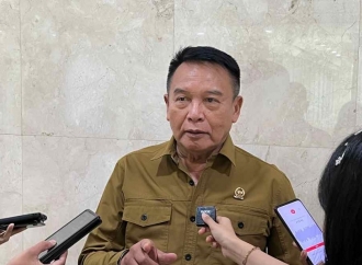 TB Hasanuddin: Dalam Keadaan Perang, TNI Bisa Jadi Petani dan Bangun Depot-Depot Logistik