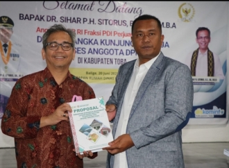 Sihar Sitorus Sosialisasi Germas di Balige