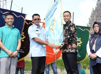 Danang Maharsa Serahkan Estafet Kirab Bangga Kencana