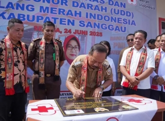  Yohanes Ontot Resmikan Gedung PMI Sanggau: Donor Darah Gaya Hidup Sehat dan Peduli Sosial