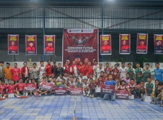 Agus Ambo Djiwa Apresiasi Peserta Turnamen Futsal Antar Pelajar PDI Perjuangan Sulbar