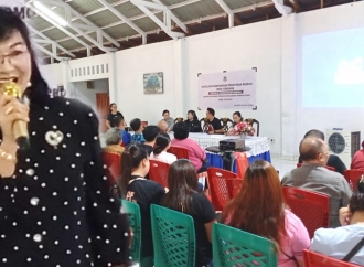 Anita Mamesah Beri Perhatian Penuh Terhadap Pendidikan Gratis di Kota Tomohon