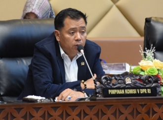Lasarus Pertanyakan Kemenhub Soal Perjanjian Aplikator dengan Pengemudi Ojol