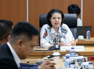Tina Toon Dukung Dana Operasional Bagi Kader Dasawisma Naik
