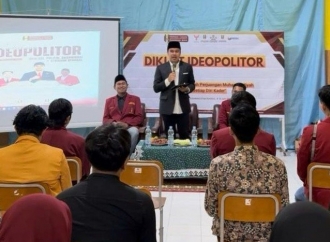 Zaini Tekankan Pentingnya Pembangunan Jiwa Kepemimpinan dk Kalangan Kader IMM