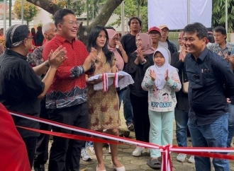 Abraham Kolaborasi dengan Bonnie Wujudkan Cita-cita Bung Karno Melalui Program Sahabat Sehat Pintar