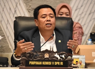 Lasarus Minta Basarnas Percepat dan Maksimalkan Pencarian Korban KMP Tunu Pratama Jaya