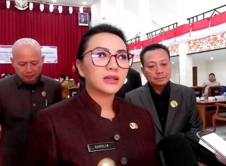 Bupati Landak Karolin Terima Rekomendasi Untuk Seleksi Sekda Landak