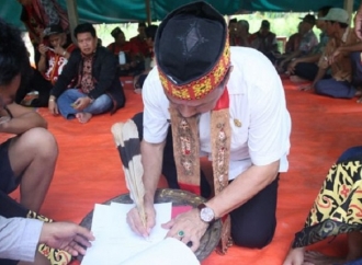 Yohanes Ontot Minta Masyarakat Bantu Pemerintah Cegah Karhutla 