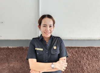 Nomi Aprilia: Kades Garda Terdepan Melayani Masyarakat dengan Cepat, Tepat, dan Ramah