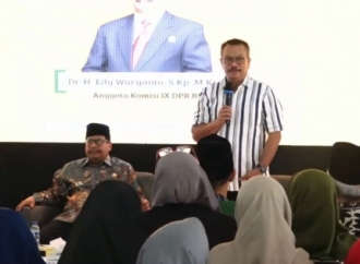 Edy Wuryanto Gelar Sosialisasi Germas di Kecamatan Kedungtuban