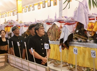 Giri Prasta Tegaskan Pentingnya Tanggung Jawab Generasi Terhadap Leluhur