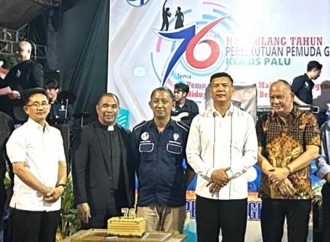 Matindas J Rumambi Dorong Pemuda GKST di Sulteng Peduli dalam Pelayanan