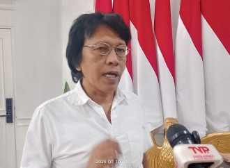 Adian Napitupulu Bantu Warga Sukamulya Keluar dari Masalah Status Alas Hak Tanah