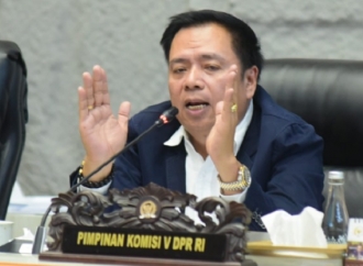 Kecelakaan KM Barcelona V, Lasarus Minta KSOP Manado Bertanggung Jawab