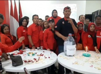 Banteng Kota Bandung Gelar Aksi Unik Saat Peringati Kudatuli