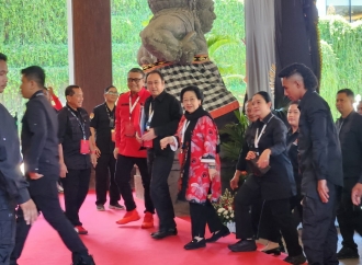 Megawati Tiba di Lokasi Kongres VI PDI Perjuangan Hari Kedua, Didampingi Prananda dan Puan
