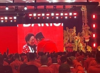 Tangis Megawati Pecah Saat Bertemu Hasto Kristiyanto