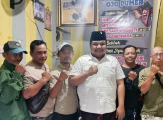Didatangi Warga Tambak Asri Morokrembangan, Achmad Hidayat : Dukung Normalisasi, Perhatikan Hak Warga Masyarakat