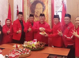 PDI Perjuangan Kota Surabaya Ajak Kader Banteng Introspeksi Diri & Bersatu