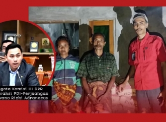 Stevano Salurkan Bahan Bangunan dan Sembako Untuk Korban Kebakaran di Amfoang