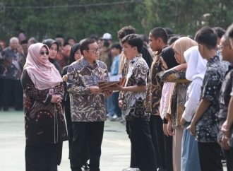 Pemprov DKI Jakarta Berikan Bantuan Pemutihan Ijazah Tahap 4